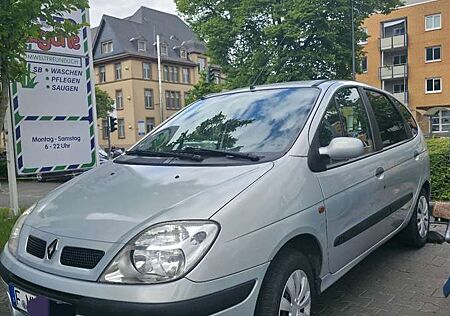 Renault Scenic 1.6 16V RT