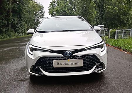 Toyota Corolla 2.0 Hybrid Touring Sports Team Deutschland
