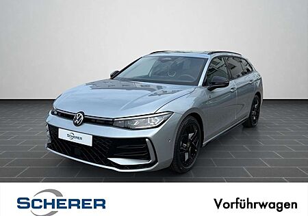 VW Passat Variant Volkswagen R-Line 2,0 l TDI 150 PS DSG7