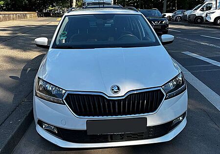 Skoda Fabia 1.0 TSI Combi, AHK