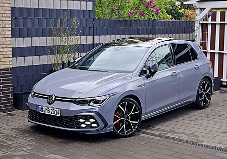 VW Golf Volkswagen GTD Pano/HUD/AHK Garantie