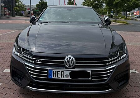 VW Arteon Volkswagen 2.0 TSI DSG R-Line