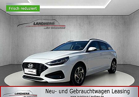 Hyundai i30 Kombi Family 1.5 T-GDI 5J.Garantie / Kamera