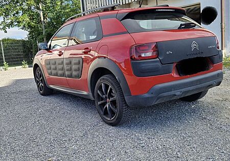 Citroën C4 Cactus Citroen BlueHDi 100 Stop&Start Feel rot