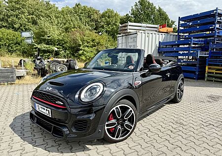 Mini John Cooper Works Cabrio JCW | H&K | Apple CarPlay