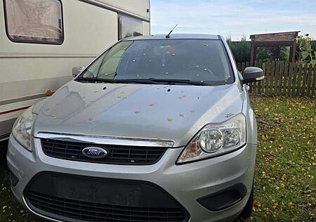Ford Focus Turnier 1.6 16V Titanium