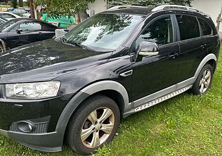 Chevrolet Captiva 2.2 D LT 2WD FACEL. KLIMA PDC LEDER AHK
