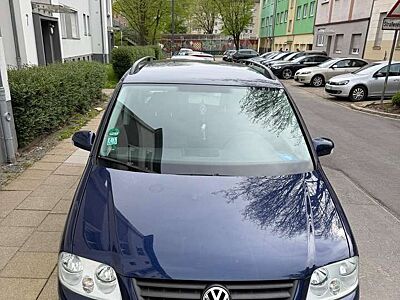 Volkswagen Touran Touran 1.6 Benz NEU TÜV 3/2028