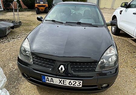 Renault Clio 1.4 16V Initiale