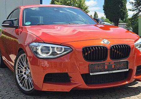 BMW 135 i H&K/SPUR-ASS/KAMERA/NAVI/SHZ/LEDER/XENON
