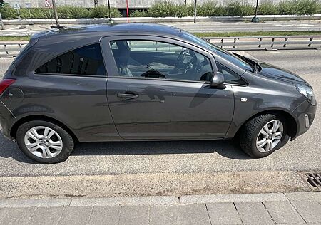 Opel Corsa 1.4 16V Innovation
