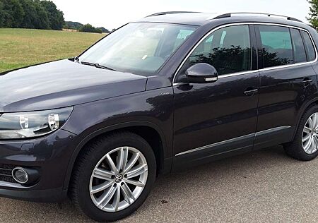 VW Tiguan Volkswagen Lounge Sport & Style BMT