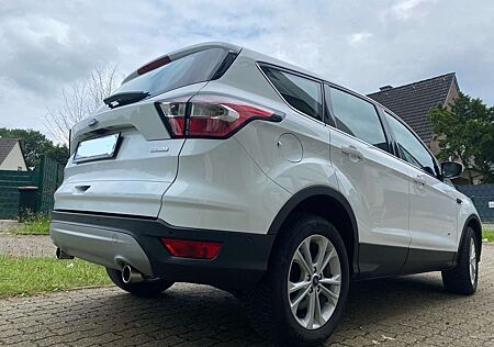 Ford Kuga 2.0 EcoBoost 4x4 Aut. ST-Line