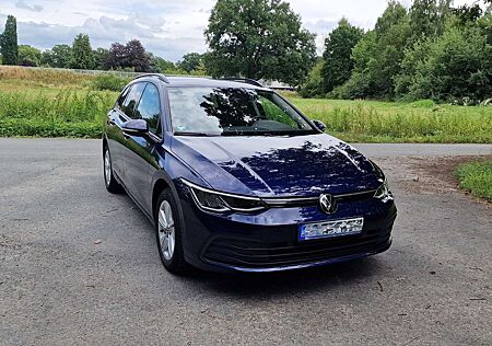 VW Golf Variant Volkswagen Golf VIII Variant 1.0 eTSI OPF DSG Life