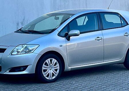 Toyota Auris 1,6 Automatik Sol Klima eFH ZV
