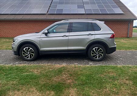 VW Tiguan Volkswagen 2.0 TDI 4Motion DSG Comfortline