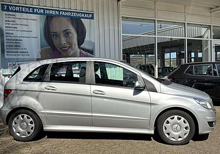 Mercedes-Benz B 180 CDI*AUTOMATIK*2 HD*NAVI APS50*SITZHEIZUNG*PTS