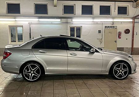 Mercedes-Benz C 250 CDI DPF 4Matic (BlueEFFICIENCY) 7G-TRONIC Elegance
