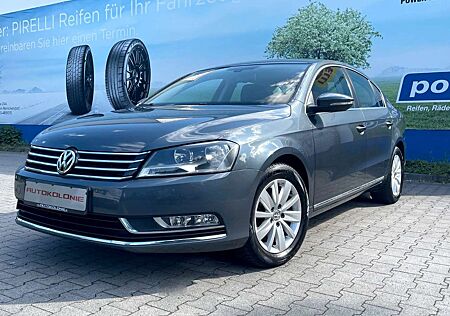 VW Passat Volkswagen Lim. BMT*1.HAND*AUTOM*ERST 55TKM*RENTNERF