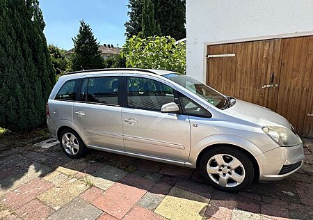 Opel Zafira 1.8 Edition Plus