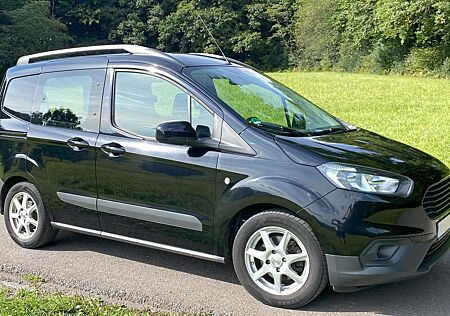 Ford Transit Courier Basis