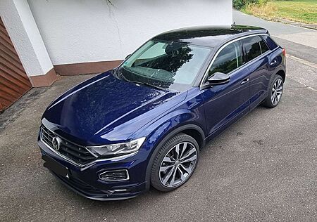 VW T-Roc Volkswagen 1.5 TSI ACT DSG UNITED R-Line 19" Abstandstempomat