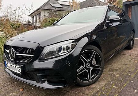 Mercedes-Benz C 300 de T 9G-TRONIC AMG Line