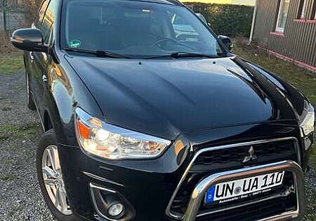 Mitsubishi ASX 2.2 DI-D 4WD Automatik