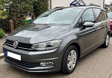 VW Touran Volkswagen 1.6 TDI SCR BMT Trentline AHK 7-Sitzer