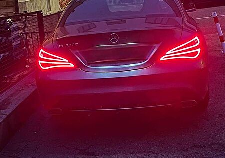 Mercedes-Benz CLA 180 , TUV Neu