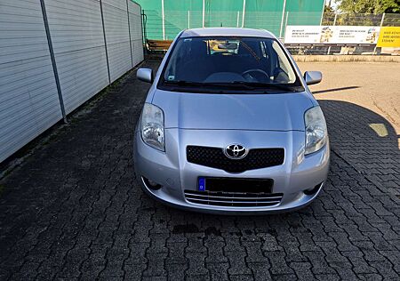 Toyota Yaris 5-Türer 1.3 VVT-i Multi Mode Sol
