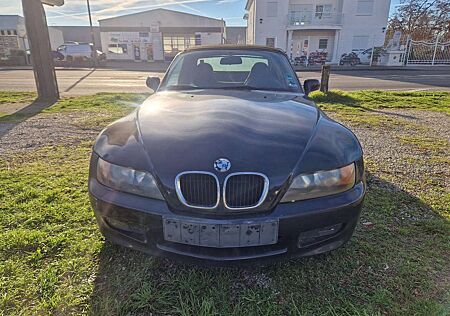 BMW Z3 roadster 1.9, ALU, ZV, Motor TOP!!!