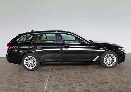 BMW 520 i Touring Automatik, Leder, Navi, LED, DAB