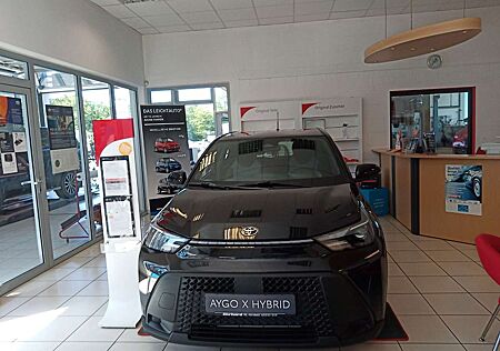 Toyota Aygo X Hybrid Active