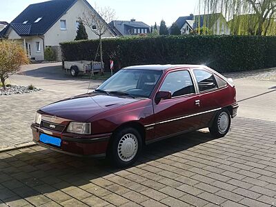 Opel Kadett Kadett E 16V GSi
