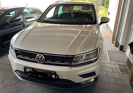 VW Tiguan Volkswagen 2.0 TDI SCR 4Motion (BlueMotion Techn.) DSG Comfor