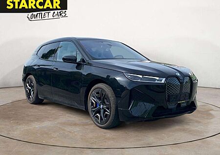 BMW iX 40 xDRIVE SPORTPAKET+PANO+HUD+LASER+AHK+22"+SOFTCL