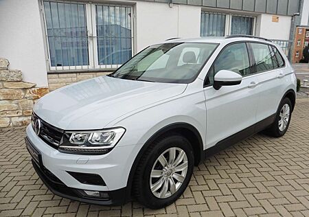 VW Tiguan Volkswagen 1,4 Trendline*LED*NAVI*AHK*PDC*SHZ...