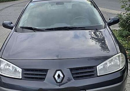 Renault Megane Fließheck 3-Türer 1.6 Coupé