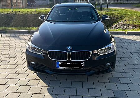 BMW 318d 318 F30 | Navi | 143 PS |