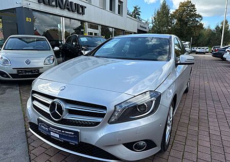 Mercedes-Benz A 180 BlueEfficiency*NAVI*KLIMA*SHZ*GARANTIE