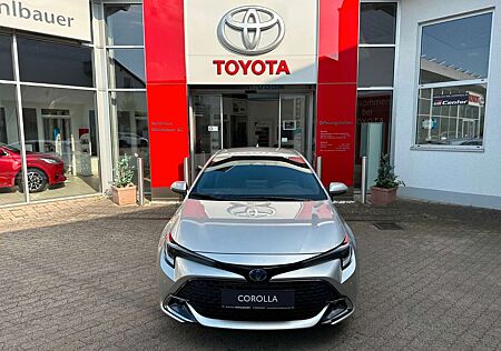 Toyota Corolla Hybrid Team D