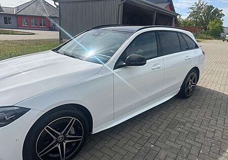 Mercedes-Benz C 300 e 4Matic 9G-TRONIC AMG Line