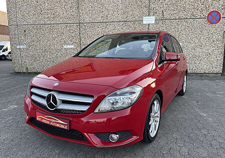 Mercedes-Benz B 180 7G-DCT Sport-Paket BLUEEFFICIENCY 1.Hand S-Heft