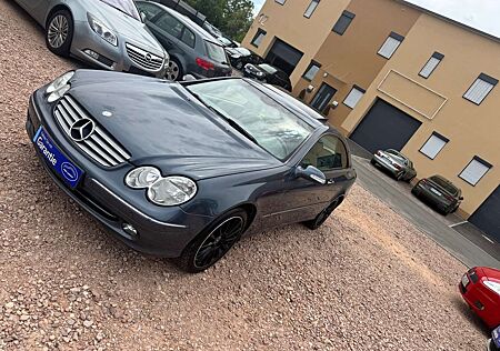 Mercedes-Benz CLK 240 garantie neu tüv 8 Reifen, Alufelgen