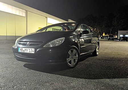 Peugeot 307 CC 135 Tendance mit LPG Autogas Anlage