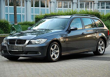 BMW 318 i Touring| ADVANTAGE| PDC| SZH| KLIMAAUT.|GRA