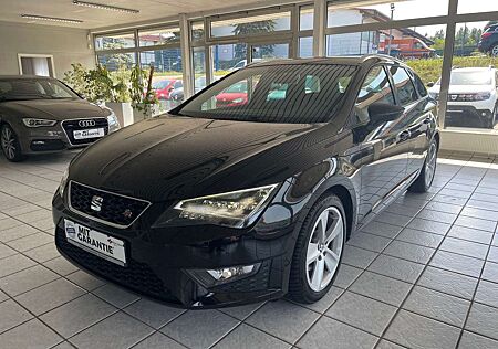 Seat Leon ST FR *LED*Allwetter*TOP-Zustand*Teilleder*