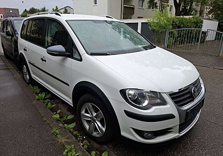 VW Touran Volkswagen 1.4 TSI R-Line Edition