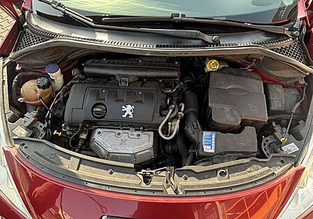 Peugeot 207 120 Automatik Sport